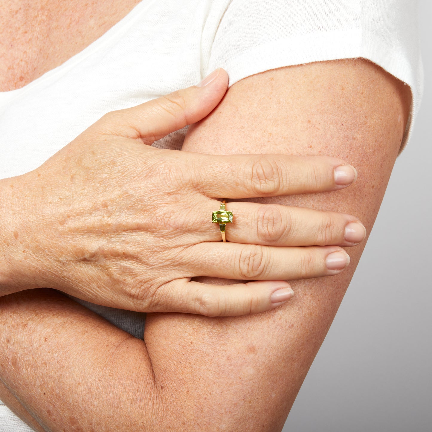 Trilogy Peridot Ring in 9ct Yellow Gold