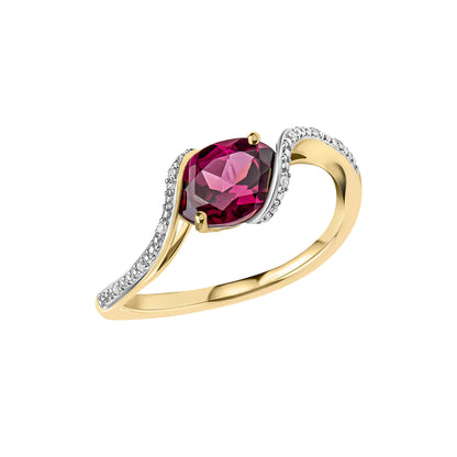 Elegant Twist Garnet Ring in 9ct Yellow Gold