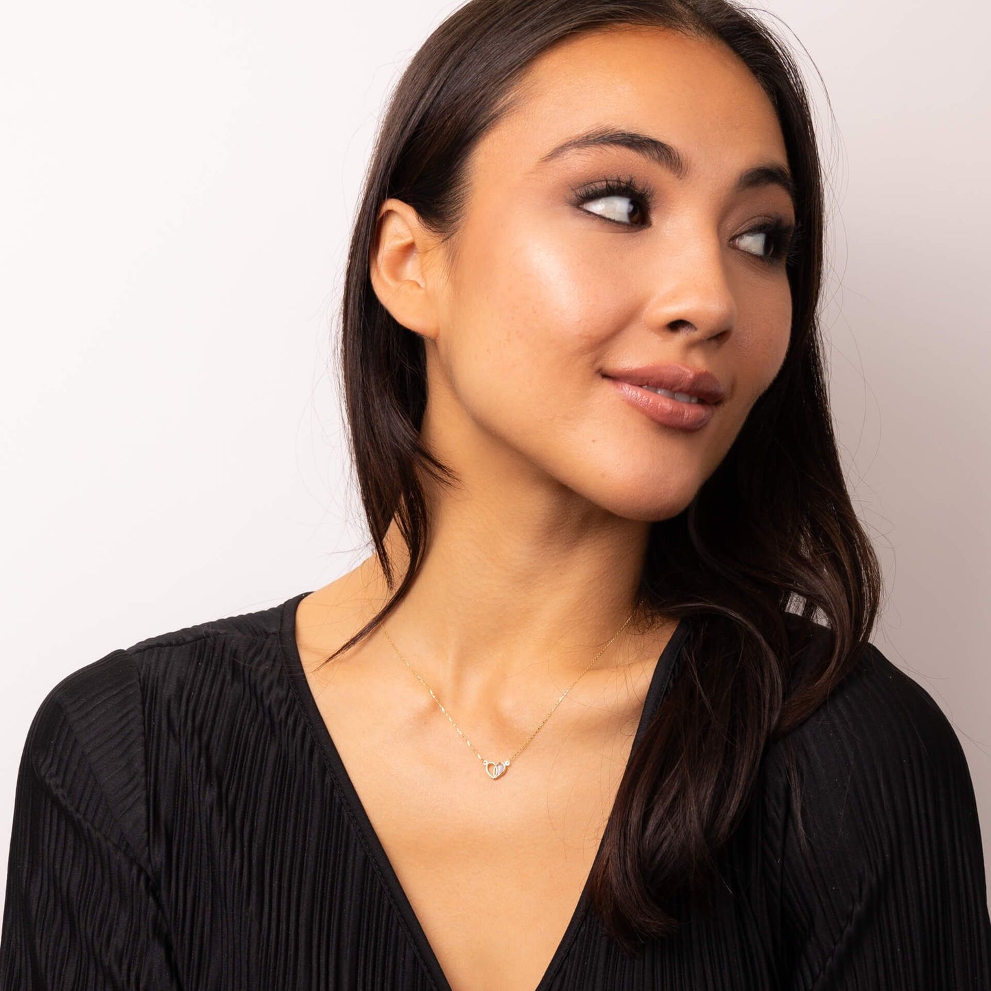 Heart Necklace with Mother of Pearl in 9ct Gold