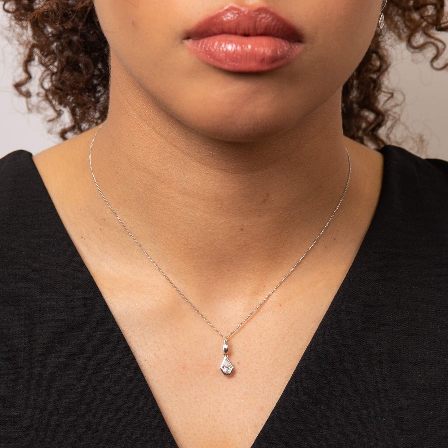 Knife-Edge Bale Pendant in Recycled 9ct White Gold with Lab-Grown Diamond