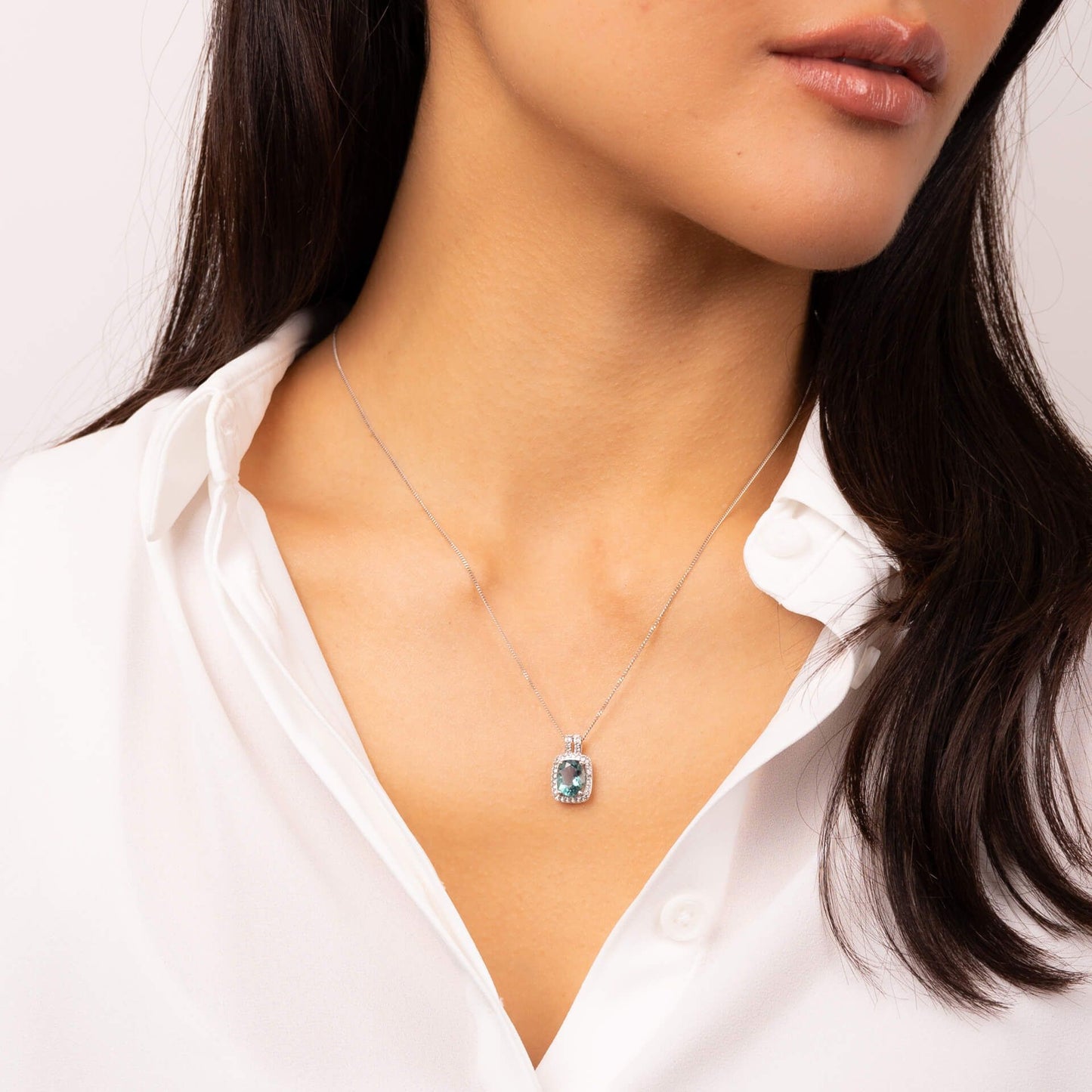 Blue Fluorite and White Topaz Pendant in 9ct White Gold